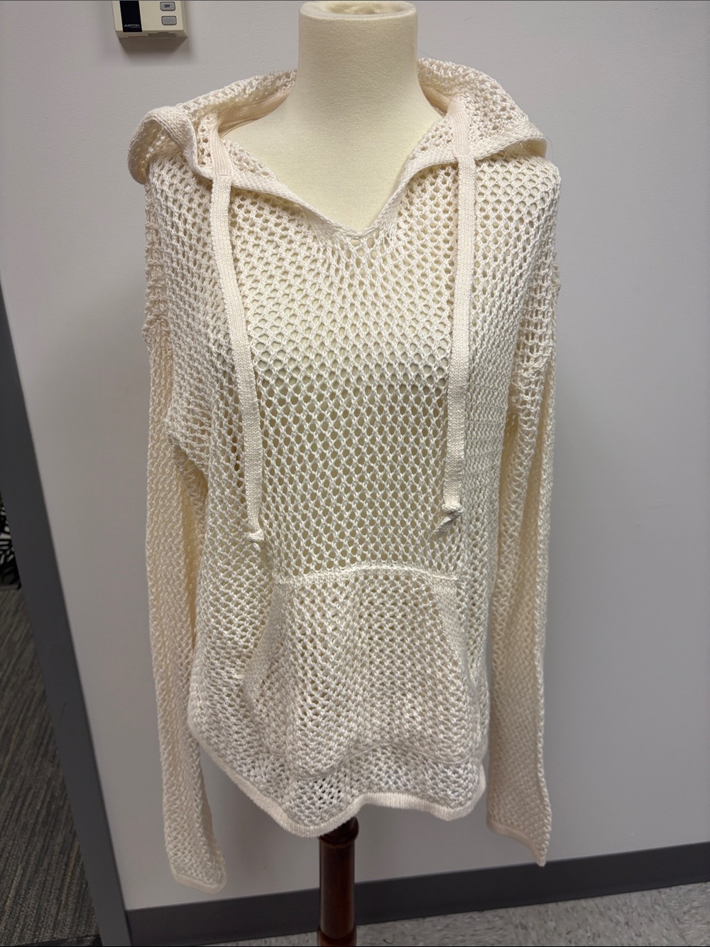 SO Cream Open Knit Hooded Pullover Brand New